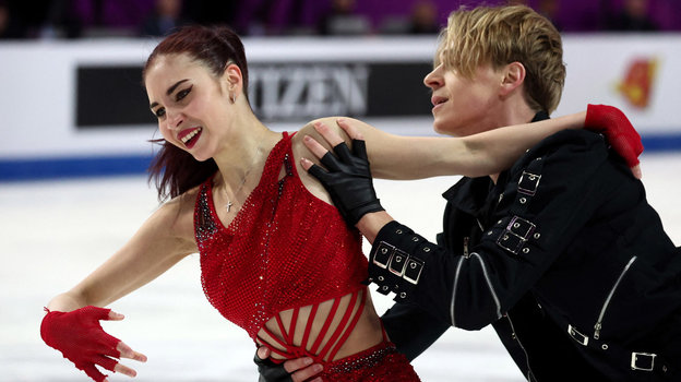 Диана Дэвис и Глеб Смолкин. Фигуристы Диана Дэвис и Глеб Смолкин