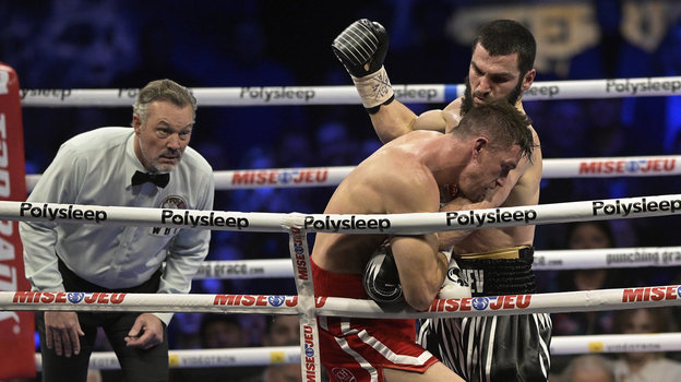 Каллум Смит и Артур Бетербиев. Каллум Смит и Артур Бетербиев