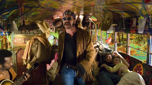 Кадр из фильма «Через Вселенную».