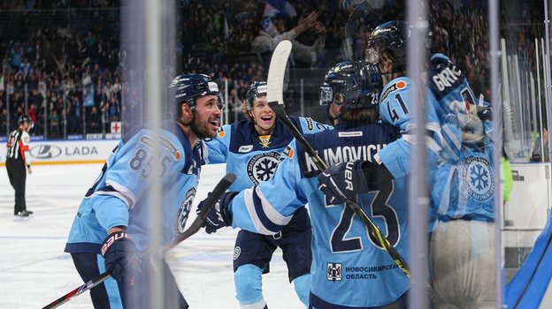 Хоккеисты «Сибири».