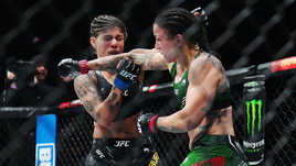 В UFC новая чемпионка после ухода на покой Аманды Нуньес. 35-летняя Пеннингтон прервала проклятие возрастных чемпионов