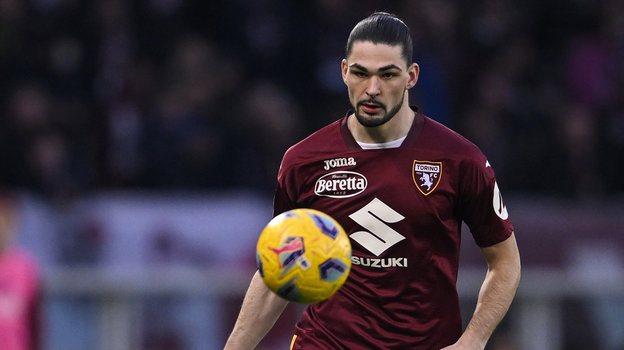 Саба Сазонов. Футболист Саба Сазонов