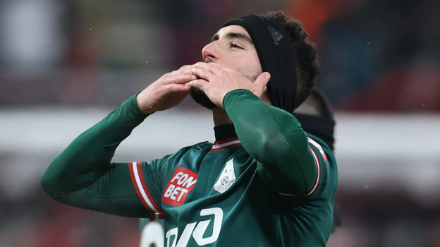 Наир Тикнизян.