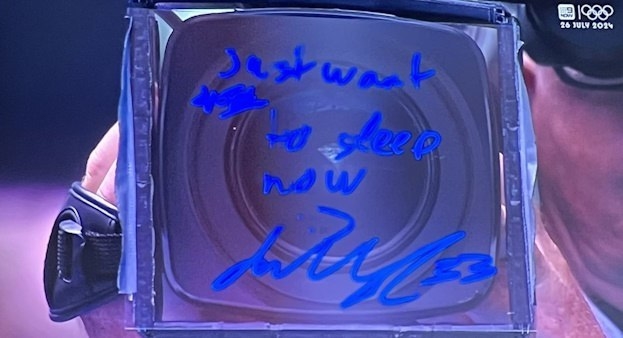 Послание Даниила Медведева на камере.