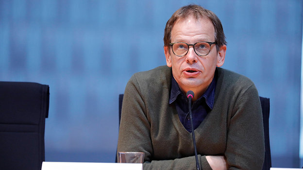 Хайо Зеппельт. Журналист ARD Хайо Зеппельт.