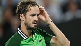 Медведева снова обвиняют в нечестной игре. Но все это выглядит неубедительно