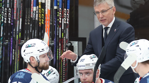 Главный тренер «Торпедо» Игорь Ларионов.