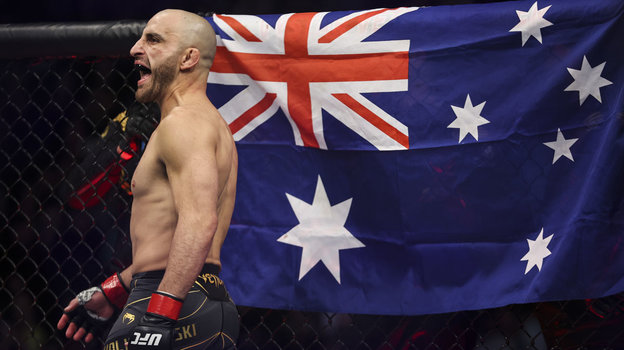 Алекс Волкановски. Алекс Волкановски