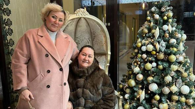 Юлия Чепалова и Елена Вяльбе.