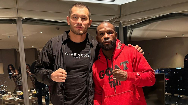 Махмуд Мурадов и Флойд Мэйвезер.