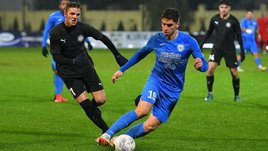 «Звонили из ЦСКА, веду переговоры с «Факелом». Интервью потенциального новичка РПЛ