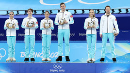 Дайте решить спортсменам! Принимать ли нашим фигуристам бронзу Олимпиады-2022 вместо золота?