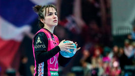 Вяхирева согласилась на понижение зарплаты. Она сделала это ради спасения клуба в Норвегии