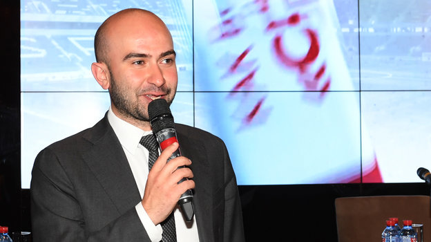 Нобель Арустамян. Комментатор Нобель Арустамян