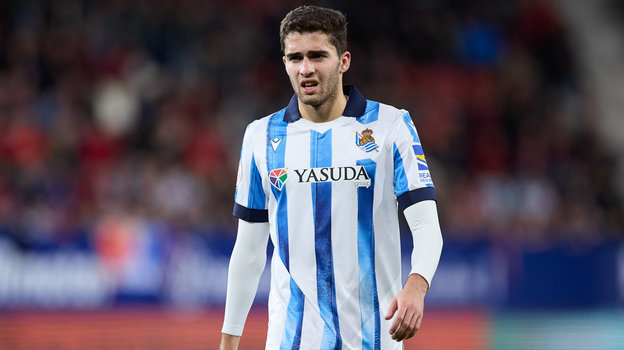 Арсен Захарян. Футболист Арсен Захарян