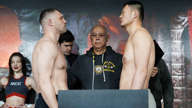 Евгений Романов и Чжан Чжаосин. Евгений Романов и Чжан Чжаосин