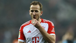 У «Баварии» проблемы с составом, у «Лацио» — с игрой. Кто окажется лучше готов к 1/8 финала ЛЧ?