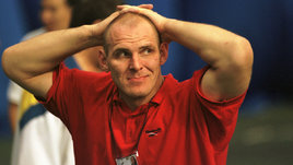 Александр Карелин