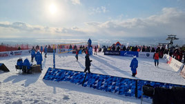 Влюбленные в Сахалин. Волейбол на снегу покоряет Дальний Восток