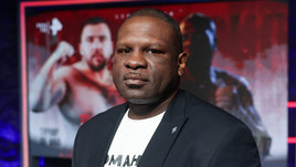 «Мне по душе российские просторы. Я на 100% русский». Американский боксер с паспортом РФ и любовью к президенту