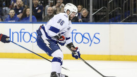 Кучеров первым выбил 90 очков. Но Макдэвид гонится за ним в сумасшедшем темпе