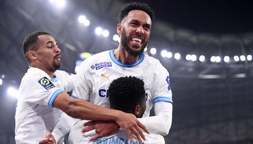 Игроки «Марселя» в матче с «Метцом».