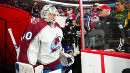 «Овечкин все умеет и знает. Под него надо успевать перемещаться!» Интервью вратаря «Колорадо» Георгиева