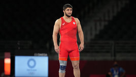 Садулаев получил визу, но все равно не выступит на чемпионате Европы. Олимпийского чемпиона не пустили в Румынию