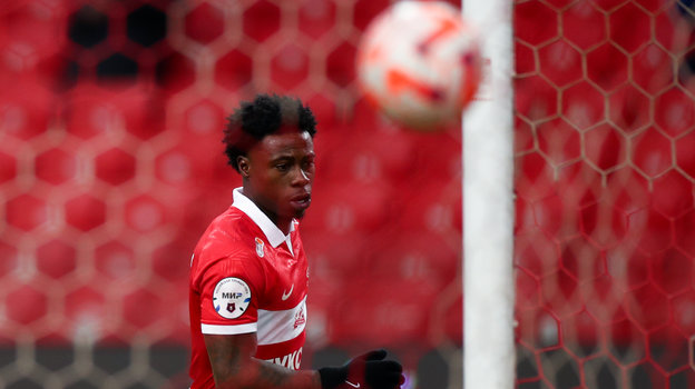 Квинси Промес.