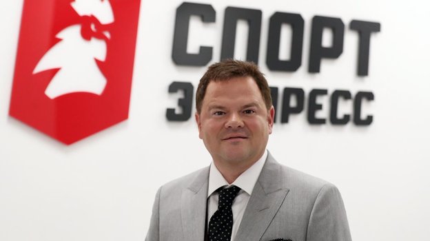 Дэн Мильштейн. Дэн Мильштейн