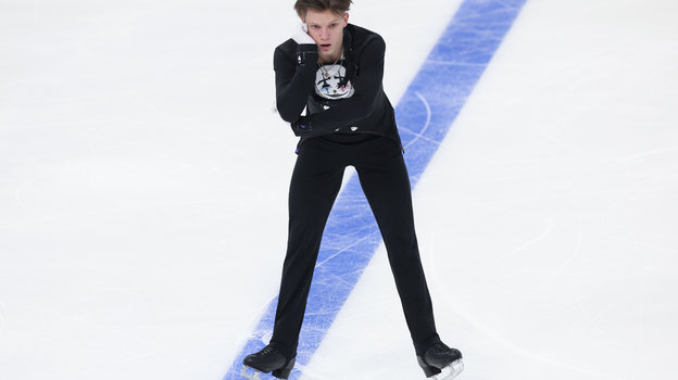 Фигурист Евгений Семененко