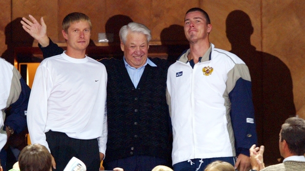 22 сентября 2002 года. Евгений Кафельников, Борис Ельцин и Марат Сафин.
