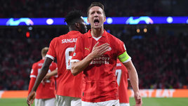 Люк де Йонг грозит «Боруссии» страшной пушкой. Что придумает Терзич против лучшей атаки Нидерландов?