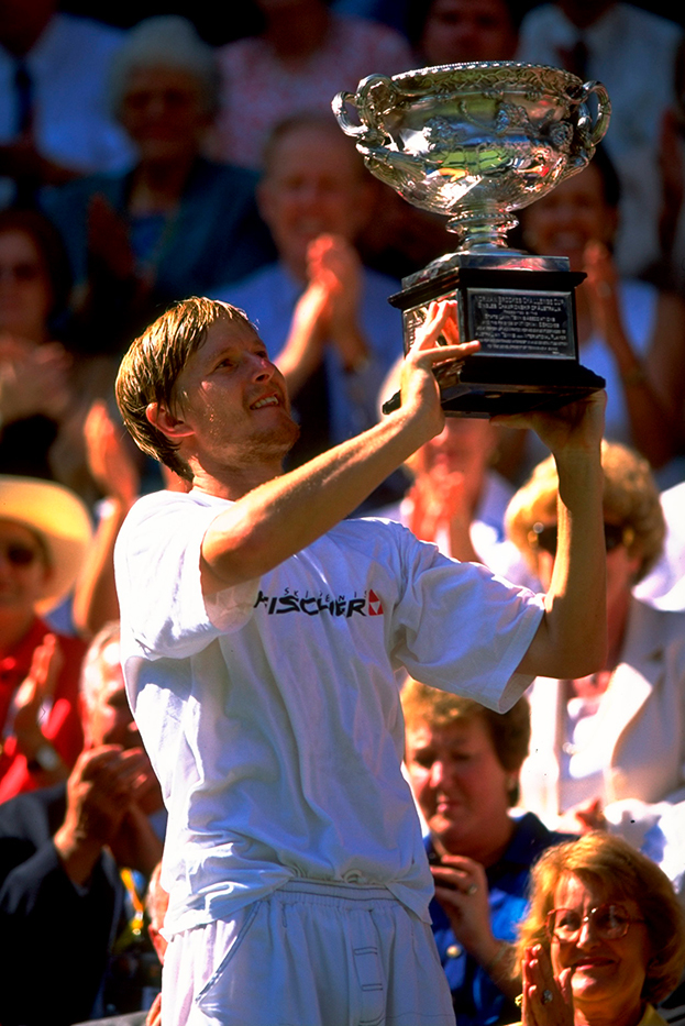 Евгений Кафельников с кубком Australian Open.
