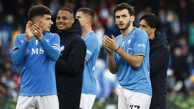 Джованни Ди Лоренцо и Хвича Кварацхелия. Футболисты Джованни Ди Лоренцо и Хвича Кварацхелия