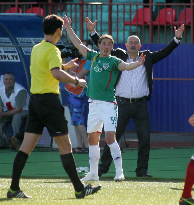 Игорь Лебеденко и Станислав Черчесов.