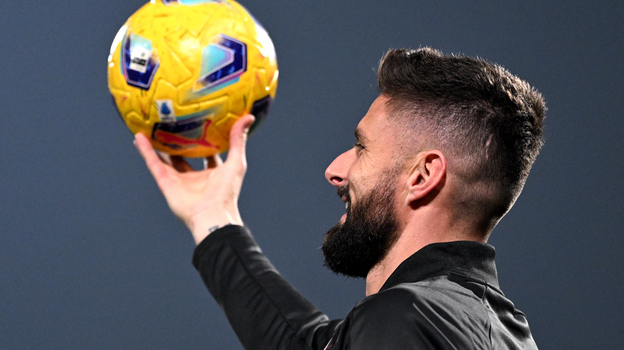 Оливье Жиру.