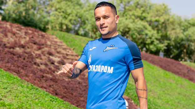 Артур. Футболист «Зенита» Артур