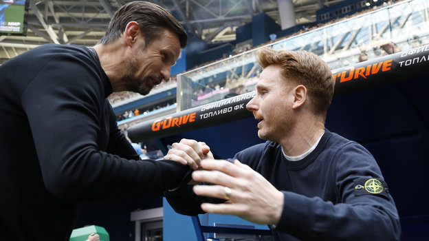 Гильермо Абаскаль и Сергей Семак. Гильермо Абаскаль и Сергей Семак