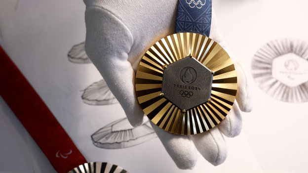 Золотая медаль Олимпийских игр-2024 в Париже. Золотая медаль Олимпийских игр-2024 в Париже
