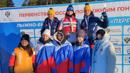 В российских лыжах подрастает новый Большунов. 19-летний вундеркинд взял все золото первенства страны