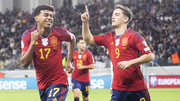 Ламин Ямаль и Гави. Ламин Ямаль и Гави