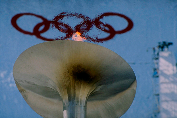 Олимпийский огонь в Альбервилле в 1992 году.