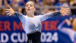 Гимнастка Кайлия Немур