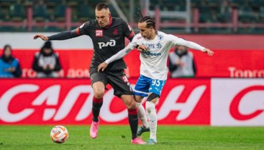 Артем Дзюба («Локомотив») и Диего Лаксальт («Динамо»).