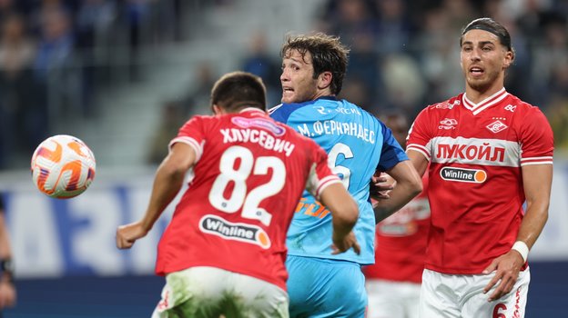 Марио Фернандес в матче со «Спаратком».