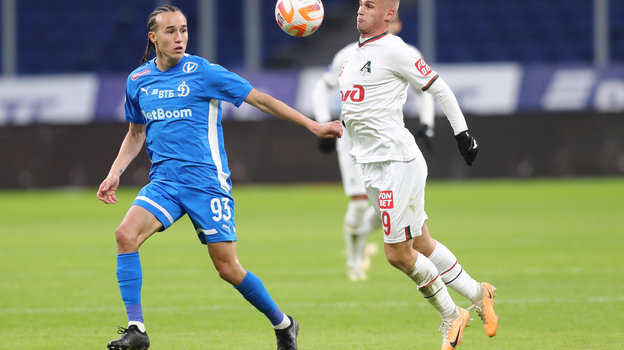 Футболисты Диего Ласкальт и Сергей Пиняев