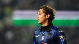 «Аталанта» проиграла ключевой матч за четвертое место. Миранчук неудачно вышел на замену, но порадовал болельщиков