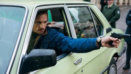 Кадр из сериала «ГДР».