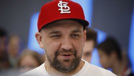 Певец Баста (Василий Вакуленко).
